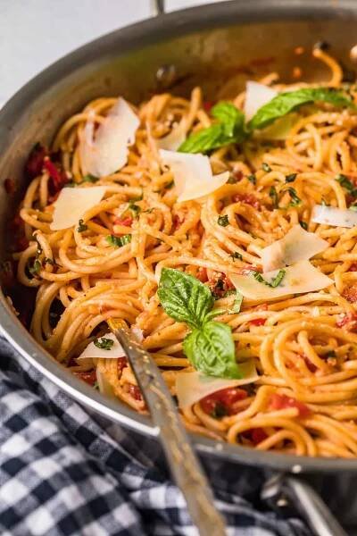 Recept na těstoviny Pomodoro 9