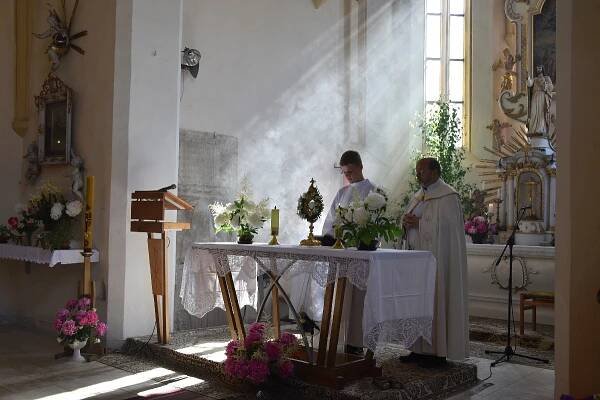 11. 6. 2023 - Slavnost Těla a Krve Páně - Oficiální stránky Farnosti Skuteč a Předhradí