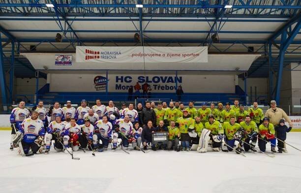 Hokejisté opět pomáhali - Charitativní zápas LEGEND - TJ Slovan Moravská Třebová