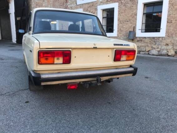 Lada 2105 21053