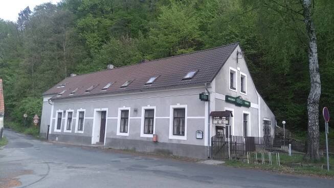 Restaurace Tupadly (Restaurace a pohostinství) • Mapy.com