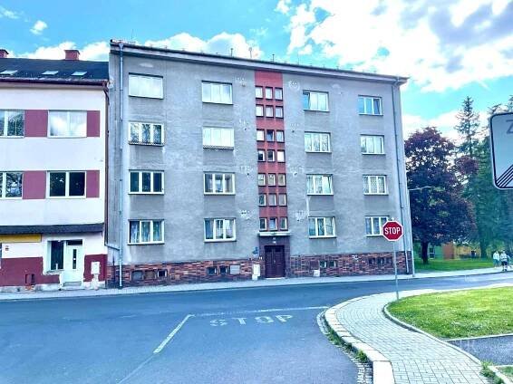 Prodej bytu 3+1, 75 m2, Kamenná ulice, Aš, obrázek č.30