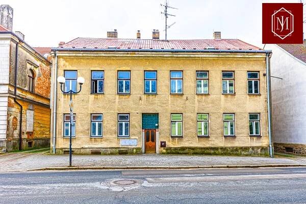 Prodej bytu 2+1 (84m2) s garáží (28m2), kůlnou, sklepem (6m2) a | Reality.iDNES.cz 