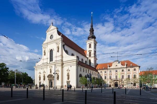 Kostel sv. Tomáše v Brně na Moravském náměstí