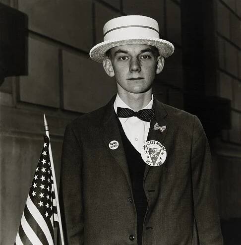 Diane ArbusArt Blart _ art and cultural memory archive