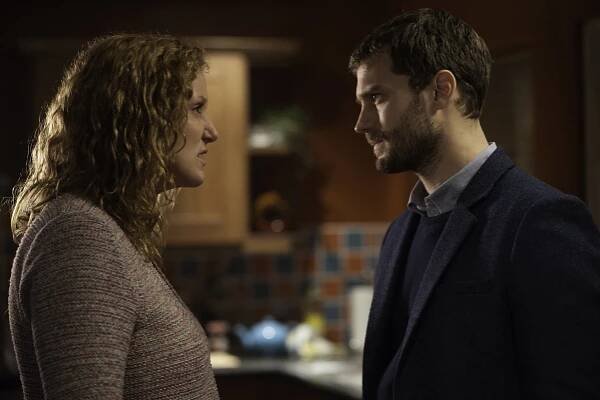 Pád - Noční mrak stíní ulice - Z filmu - Bronagh Waugh, Jamie Dornan