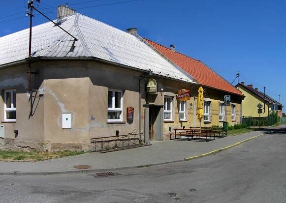 Soubor:Pardubice, Opočínek, restaurant.jpg – Wikipedie