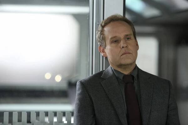 Agenti S.H.I.E.L.D. - Studna - Z filmu - Peter MacNicol
