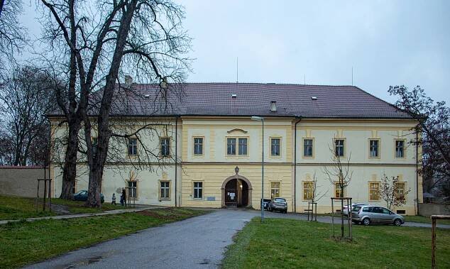 Mšec (zámek)