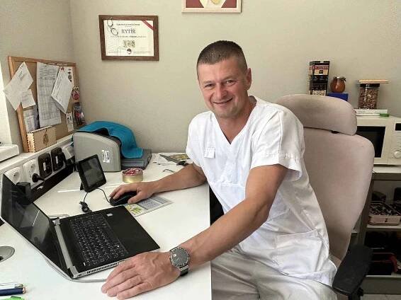Primář přerovské ortopedie Pavel Přikryl.