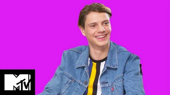 Jace Norman Plays Slanguage!