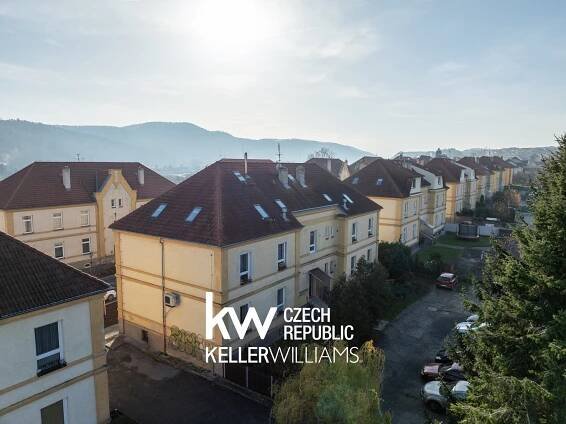 Prodej bytu 2+1, 69 m2 - Králův Dvůr - Počaply - Keller Williams