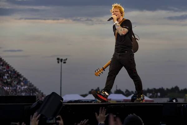 Exkluzivní fotky: Podívejte se, jak si Ed Sheeran podmanil Česko