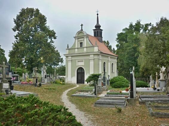 Fotogalerie • Starý hřbitov Dačice (Hřbitov) • Mapy.com