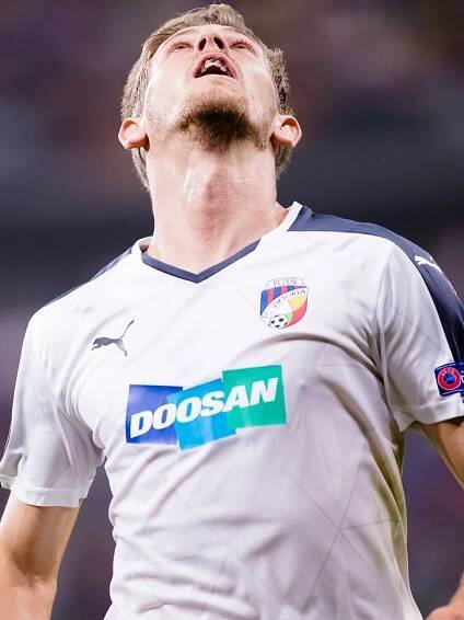 Musíme hrát více zodpovědně. V EL se každá chyba trestá, ví plzeňský Hájek