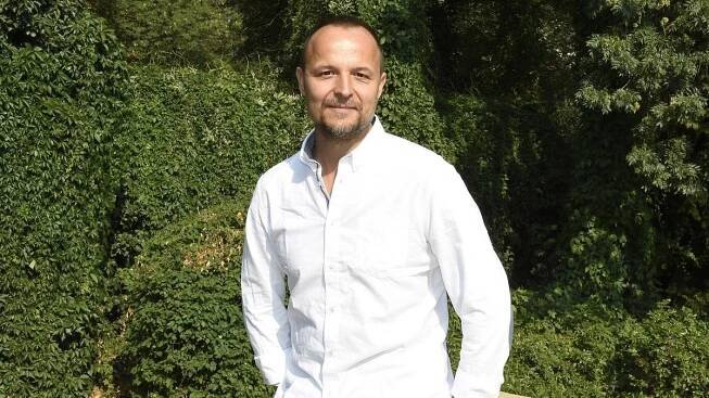 Život na zámku z něj udělal hvězdu: Seriálový Otakar má na zesnulého režiséra Hanuše veselou vzpomínku - Super.cz