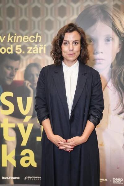 Ženy mohou snadno ztratit sebeúctu, někdy je ale prostituce rychlým řešením. Jedna noc Vandy Chaloupkové. VIP novinky