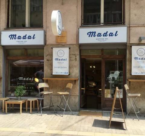 Madal Café