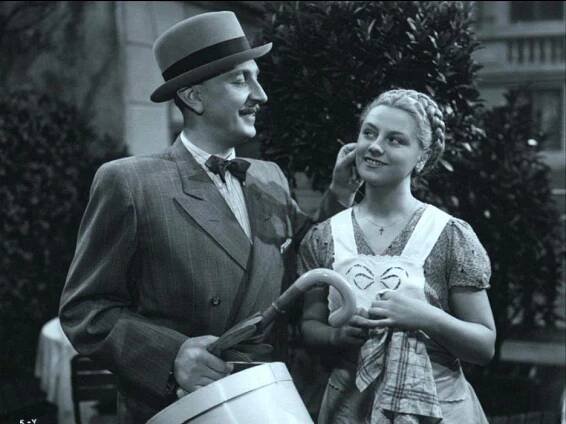 Přednosta stanice - Z filmu - Čeněk Šlégl, Marie Norrová