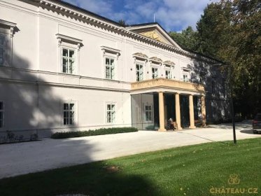 CHATEAU.cz | NAVŠTÍVILI JSME: ze zchátralého ratměřického zámku se stal luxusní hotel 