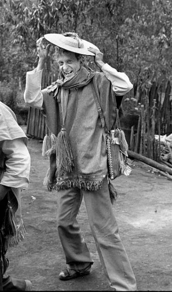 Robert Laughlin, Preserver of a Mayan Language, Dies at 85 - The New York Times