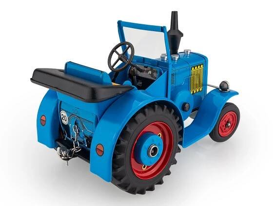 Eilbulldog HR 7 - plechový traktor na klíček