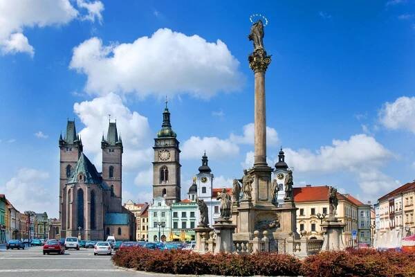 Zahraniční turisté se vrací do Česka, meziročně jich je výrazně víc