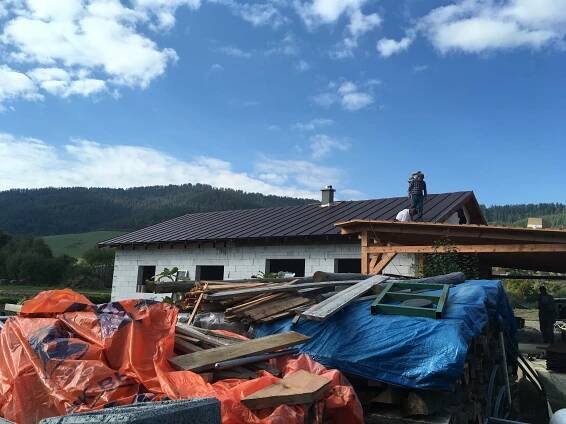 Nová strecha pálenice Hamborek – Brezovička - Švestav s.r.o.
