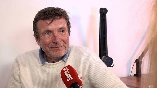 Herec a dabér Zdeněk Mahdal promluvil o svých pěti dětech: Půjde alespoň jedno v jeho šlépějích? - Super.cz