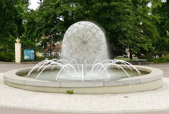 Zdjęcia • Parkoviště Husovo nám., Vlašim (Parking dla gości – płatny) • Mapy.com