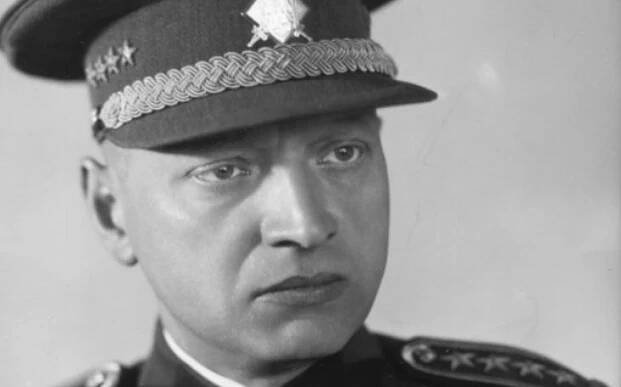 Před popravou dal přednost kulce. Emanuel Moravec, ministr zrádce. Časosběr Radky Vosáhlo