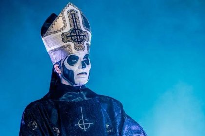 Tobias Forge, of Swedish heavy metal band Ghost performs on stage on April 19, 2017, in Milan, Italy. | Source: Getty Images