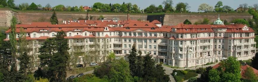 Obr. 6 Ústav pro péči o matku a dítě v Podolí