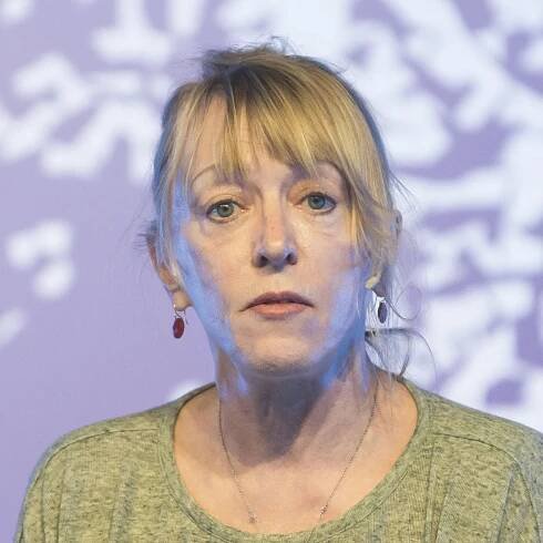 Jody Williams: *9.10.1950, americká aktivistka, laureátka Nobelovy ceny za mír