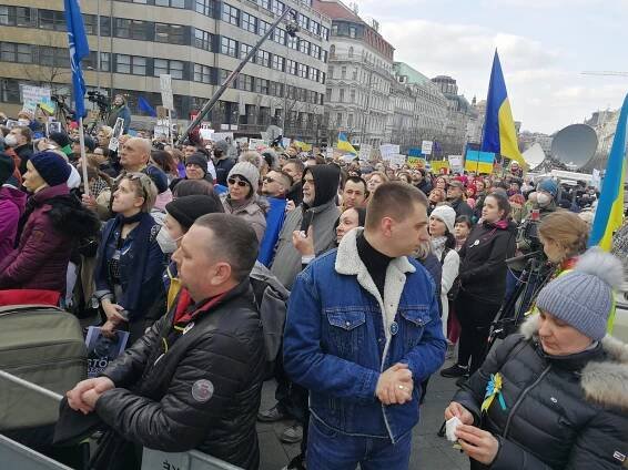 Desetitisíce lidí vyjádřily podporu Ukrajině. Vystoupil i ukrajinský velvyslanec