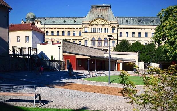 Podívejte se na zrekonstruovanou tržnici v Litoměřicích. Její podoba však ještě není konečná