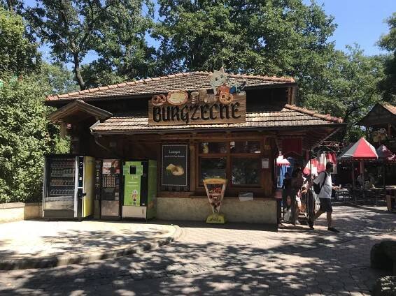 » Hradná krčma (Burgzeche) - Familypark 