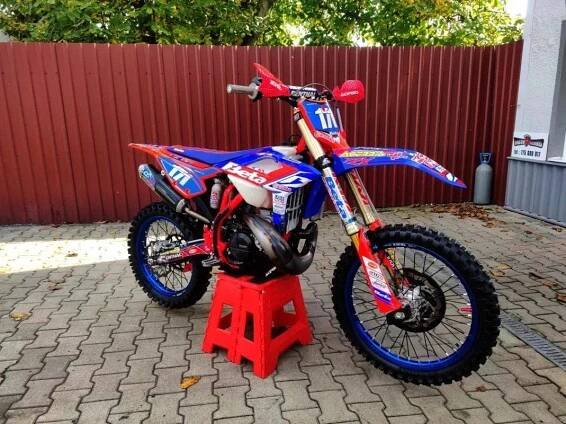 Beta RX MOTOKROS BIKE 2T 300 MY24 - 13 mth, spousta doplňků