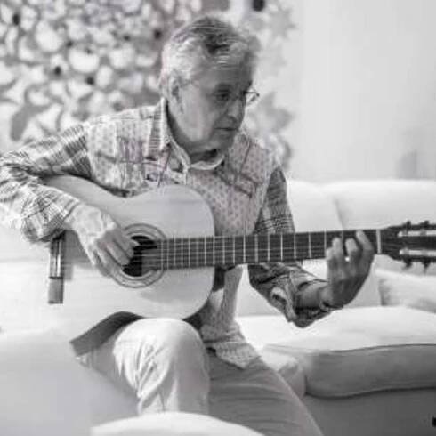 Caetano-Veloso