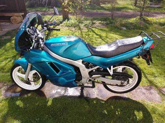 Bazar: prodej Suzuki Ostatní GS500E 33kW manuál, ojeté, benzín, rok 1996, barva modrá metalíza - Portál řidiče