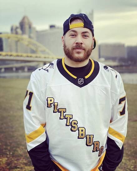 HOSTS — The Burgh Bus