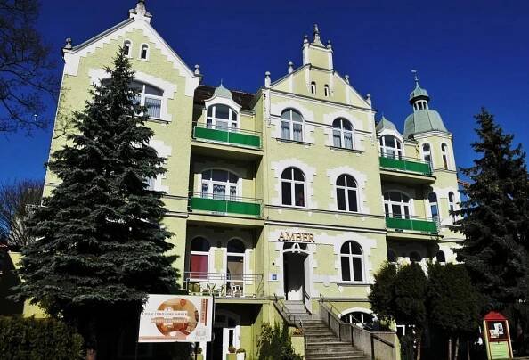 Hotel Dom Zdrojowy Amber Svinoústí Exteriér fotografie