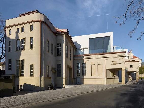 Elektrizující minulost i přítomnost Kunsthalle Praha - Domy - ARCHIZOOM.CZ