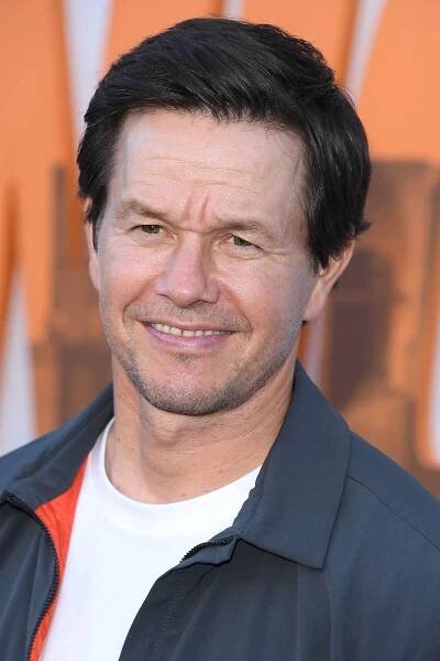 LOS ANGELES, CALIFORNIA - AUGUST 12: Mark Wahlberg arrives at the Los Angeles Premiere Of Netflix's 