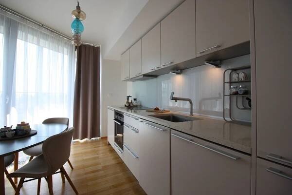 2+kk, Praha, 130 00, 76 m2