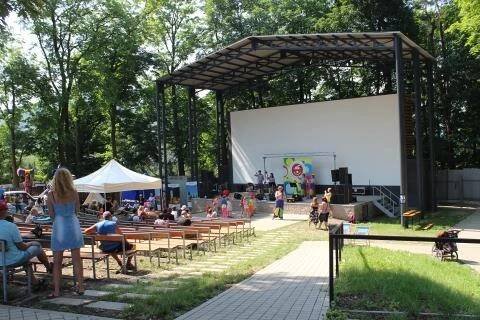 letni-kino-klasterec-nad-ohri.jpg