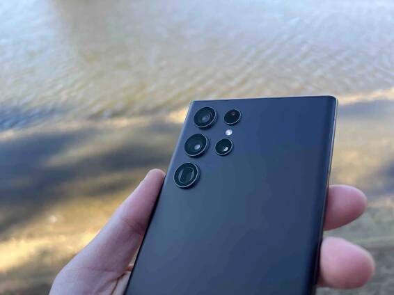 Galaxy S23 Ultra by mohl nabídnout „noční vidění“
