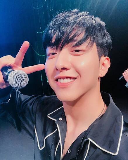 The Untold Truth About CNBLUE Member - Lee Jung-Shin - Kpop Wiki