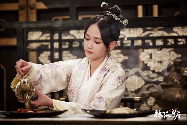 Joe Chen - Queen Dugu - Fotosky
