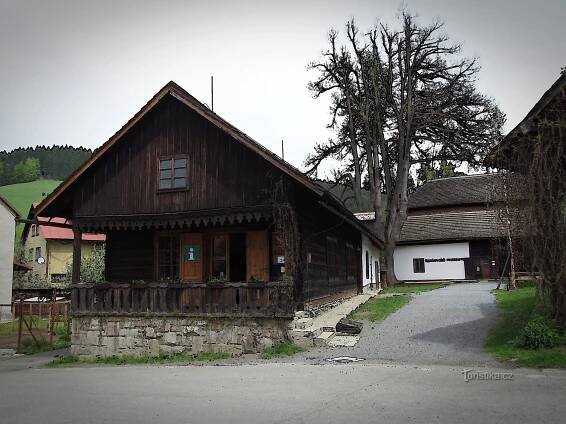 Areál Karlovského muzea